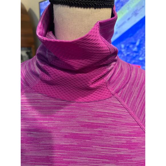 Women’s Under Armour Base Layer Running Shirt Size XL - Picture 2 of 5